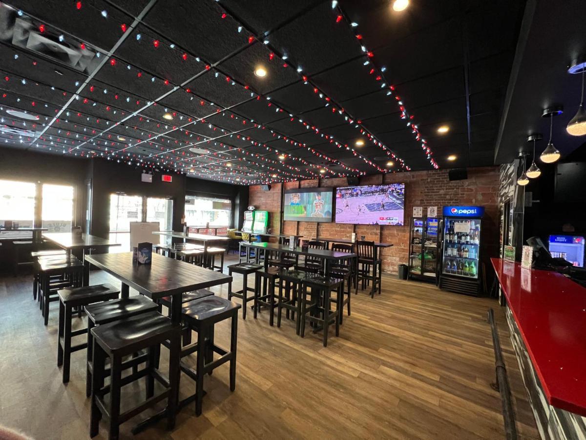 אדמונטון Commercial Hotel מראה חיצוני תמונה