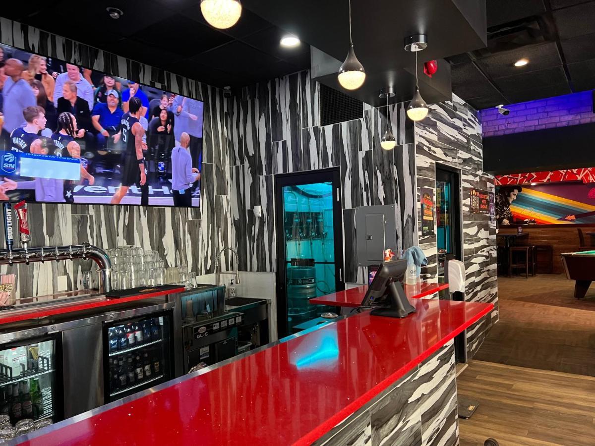 אדמונטון Commercial Hotel מראה חיצוני תמונה