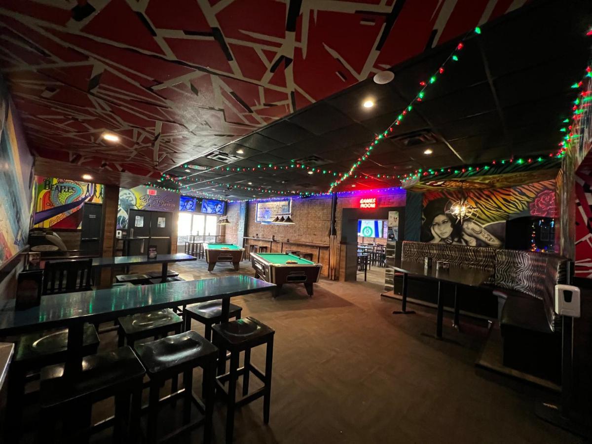 אדמונטון Commercial Hotel מראה חיצוני תמונה