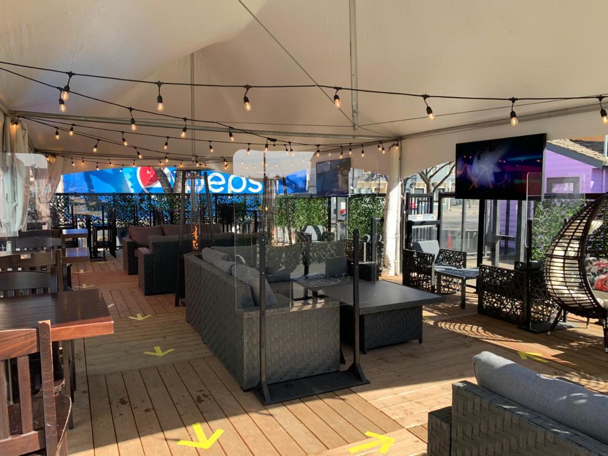 אדמונטון Commercial Hotel מראה חיצוני תמונה