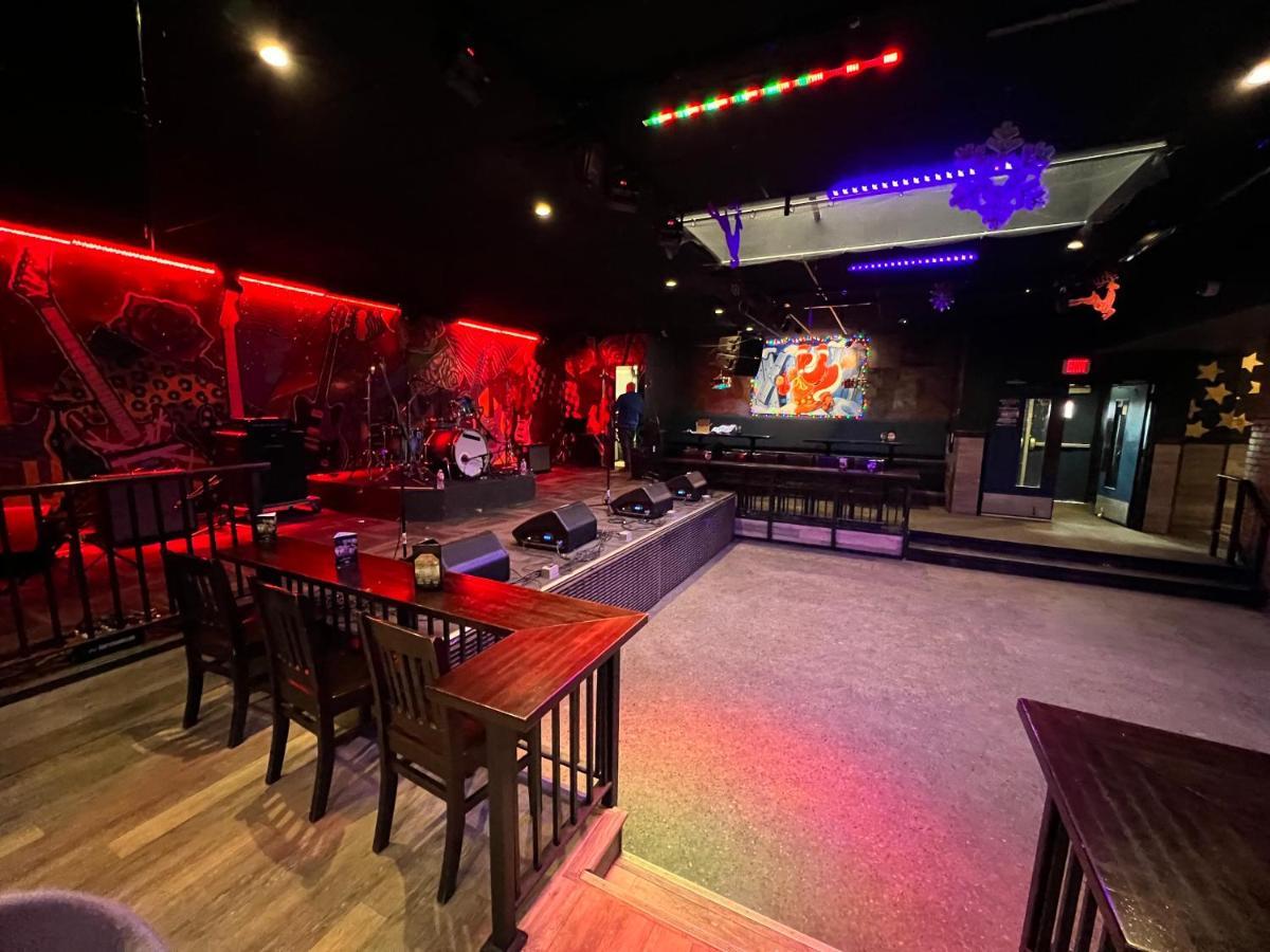 אדמונטון Commercial Hotel מראה חיצוני תמונה