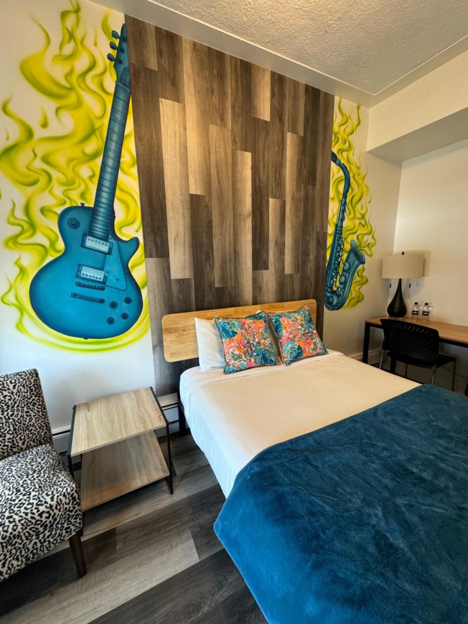 אדמונטון Commercial Hotel מראה חיצוני תמונה
