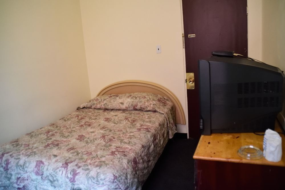 אדמונטון Commercial Hotel מראה חיצוני תמונה